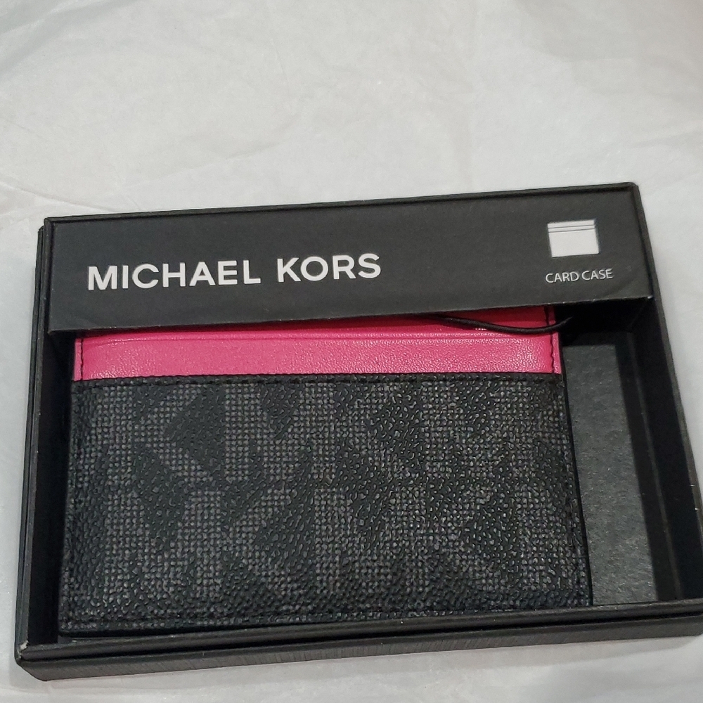 Michael Michael kors‎ black monogram pink dragonfruit trim jet set card case new